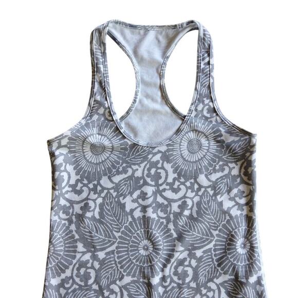 Lululemon Cool Racerback Beachy Floral White Fossil Size 6 S Gray White Tank Top - Picture 3 of 6